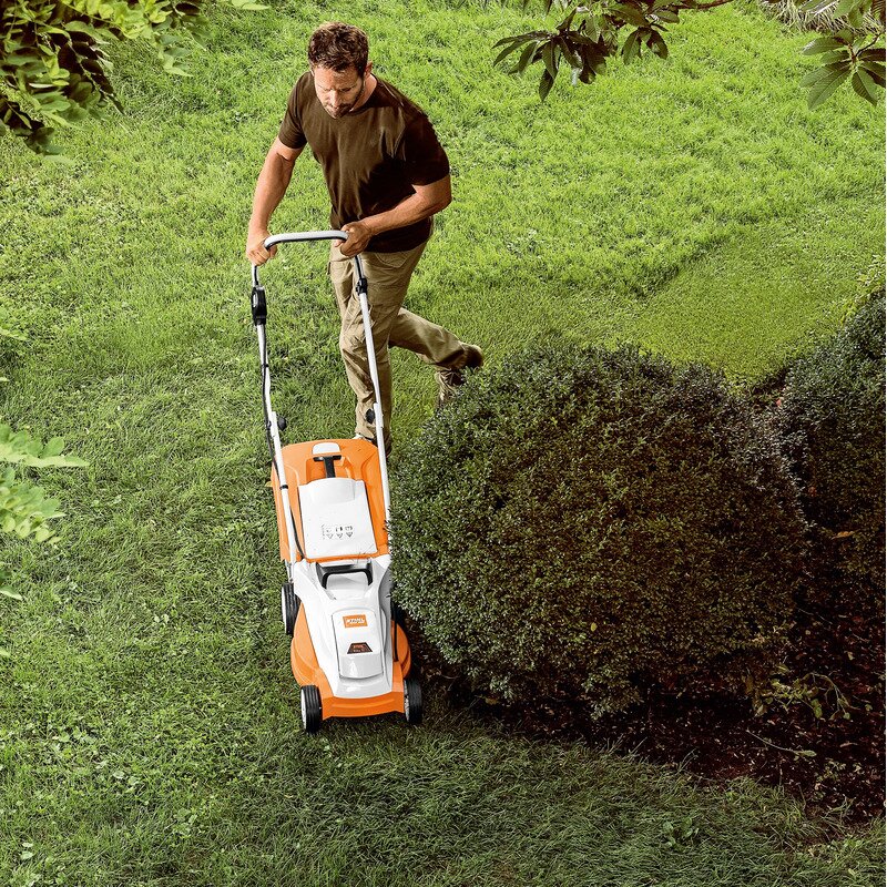 STIHL Gressklipper batteri 36V RMA 235 AK | BondeKompaniet