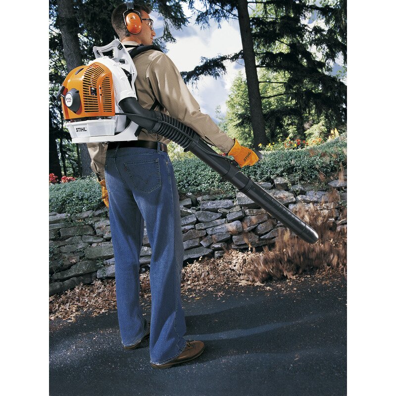 STIHL løvblåser bensin BR 600 ryggbåren inkludert styre BondeKompaniet