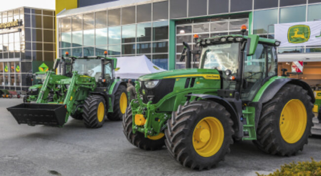 Nye John Deere 6R-serien.