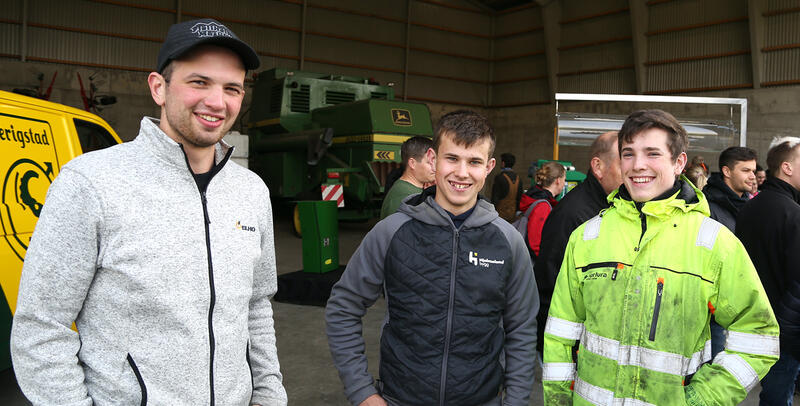 Kameratene Samuel Nag (20), Vegard Bø (22) og Daniel Våge (19) tok turen til årets Grasdemo på Klepp.