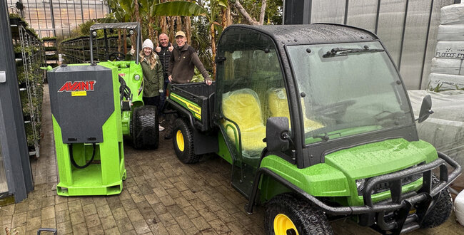 Levering av John Deere Gator og Avant e527 til Flor og Fjære.