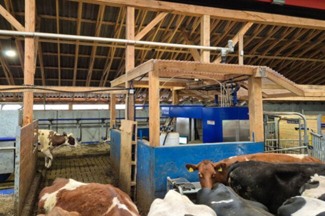 FKRA har levert utatyr til nytt VMS melkefjøs hos Jørn Strand i Vindafjord kommune.