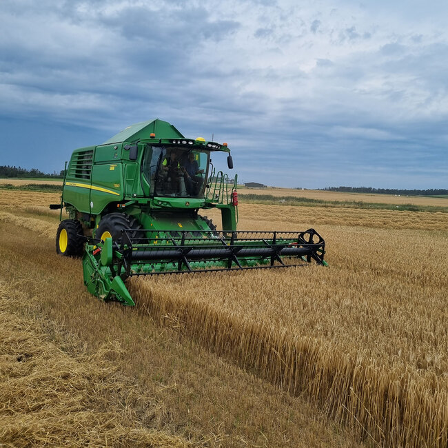 John Deere T550i skurtresker John Deere T550i skurtresker